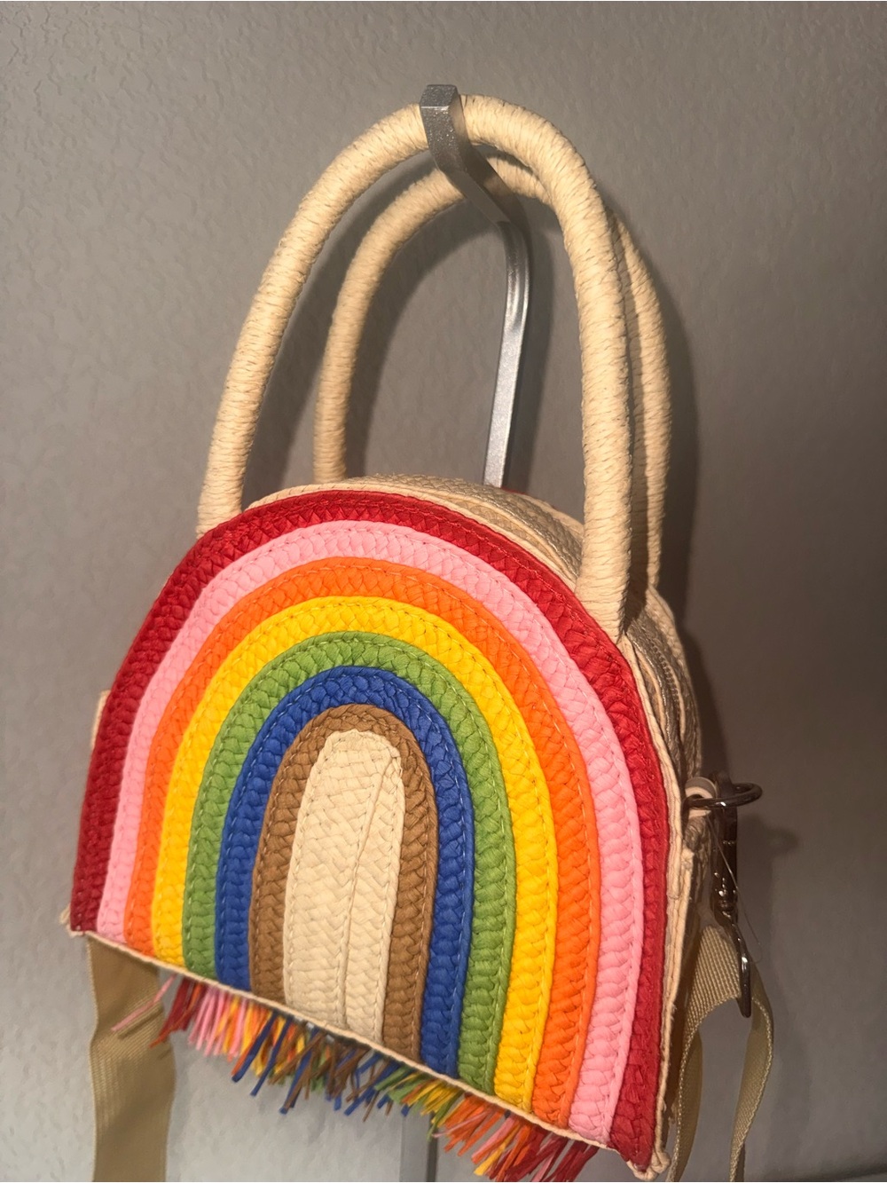 Rainbow Fringe Woven Mini Tote Bag-NWOT!! 🌈⛱️ - Picture 6 of 9